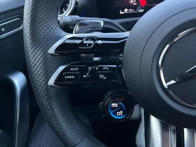 Mercedes-Benz A 35 AMG