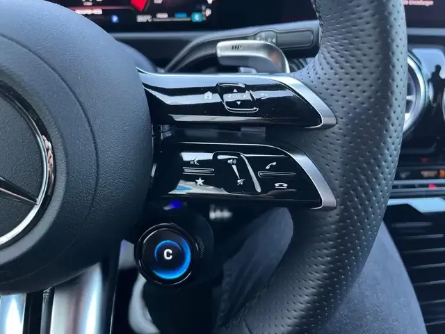 Mercedes-Benz A 35 AMG