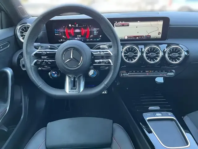 Mercedes-Benz A 35 AMG