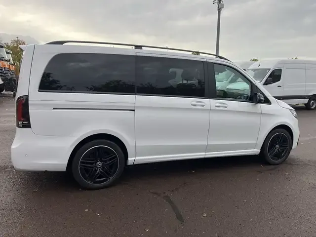 Mercedes-Benz V 250