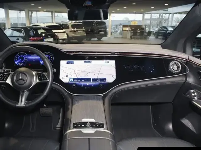 Mercedes-Benz EQE 350