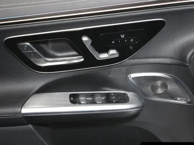 Mercedes-Benz EQE 350