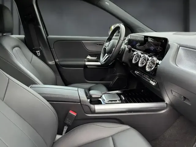 Mercedes-Benz EQA 350