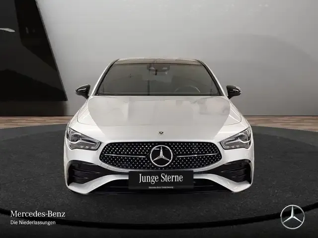 Mercedes-Benz CLA 180