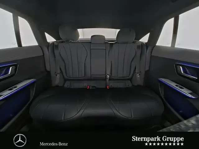 Mercedes-Benz EQE 300