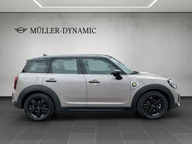 MINI Cooper SE Countryman