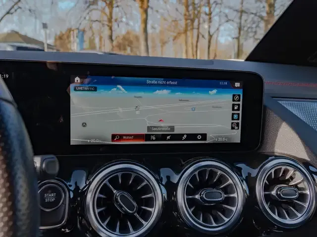 Mercedes-Benz EQA 250