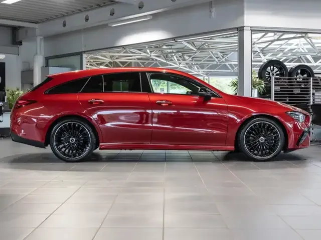 Mercedes-Benz CLA 200