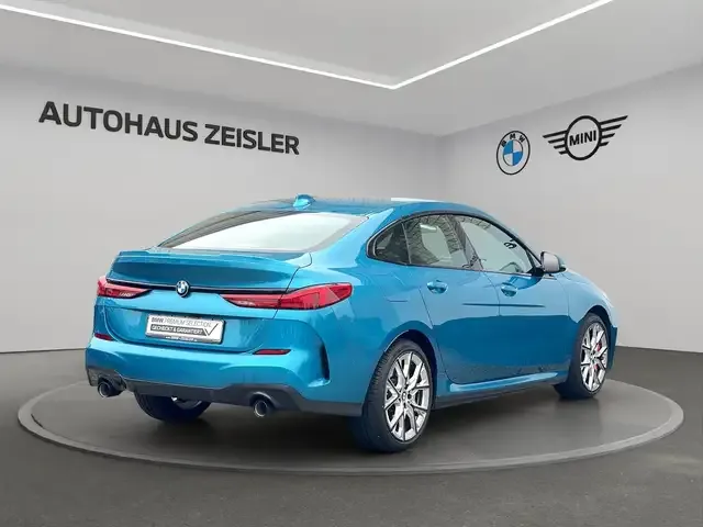 BMW 220