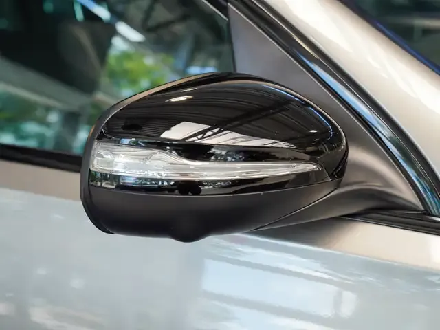 Mercedes-Benz GLS 400