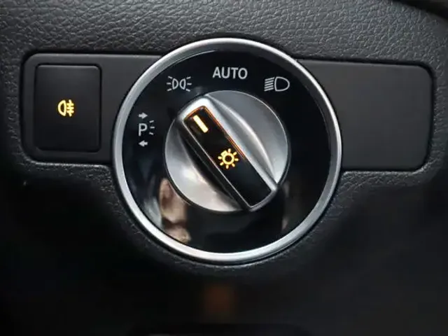Mercedes-Benz Sonstiges
