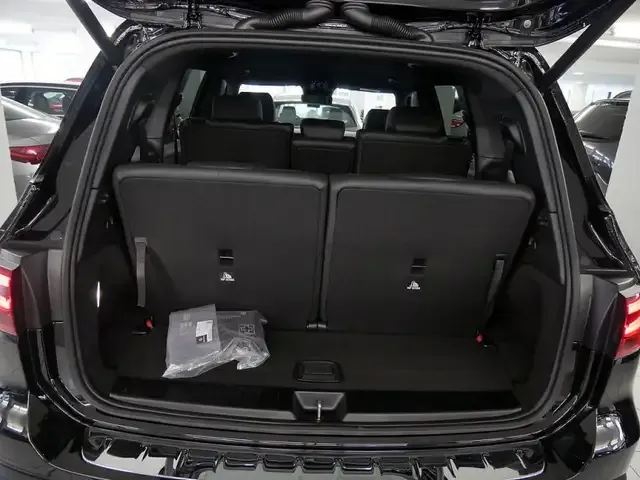 Mercedes-Benz EQB 300