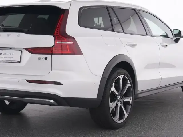 Volvo V60 Cross Country