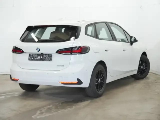 BMW 220