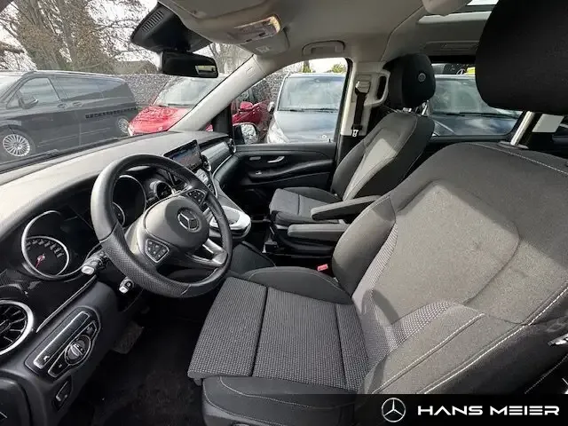 Mercedes-Benz V 250