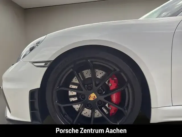 Porsche 718 Spyder