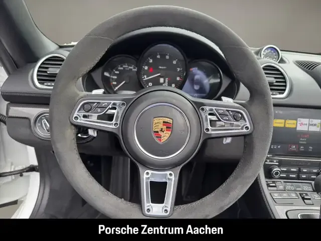 Porsche 718 Spyder