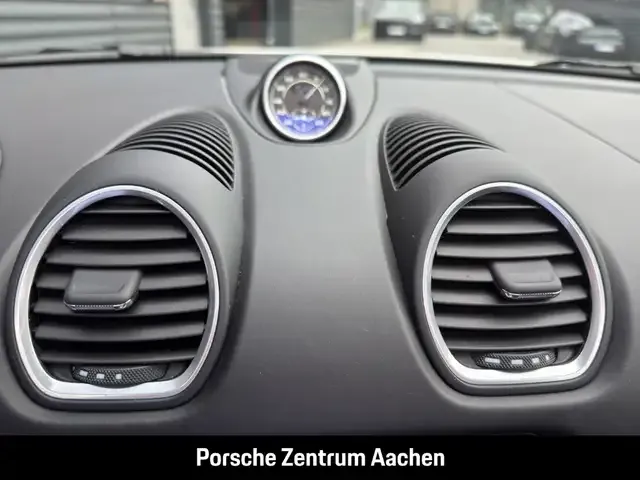 Porsche 718 Spyder