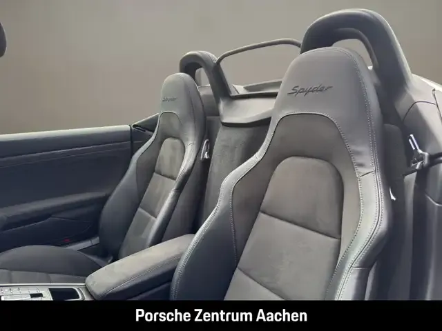 Porsche 718 Spyder