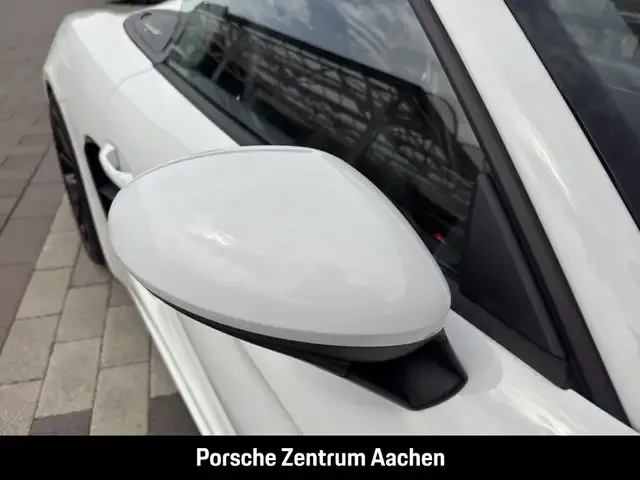 Porsche 718 Spyder