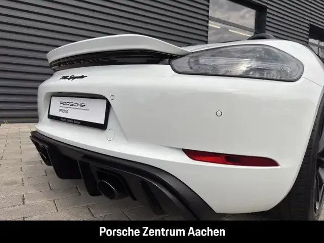 Porsche 718 Spyder