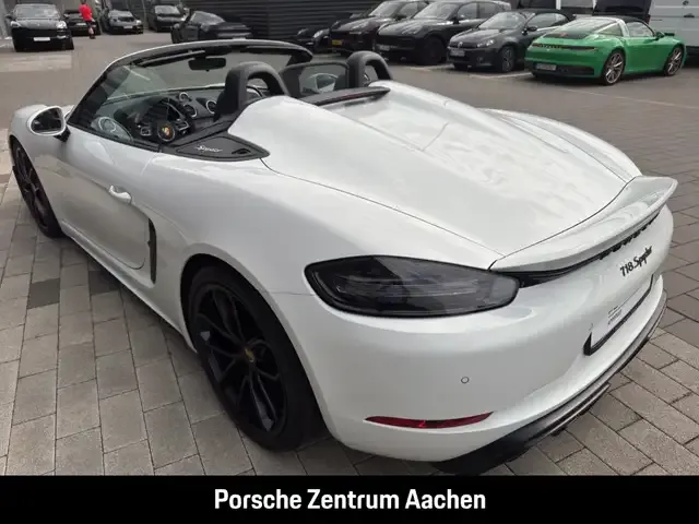 Porsche 718 Spyder