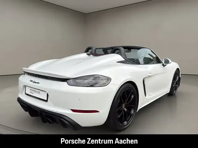 Porsche 718 Spyder