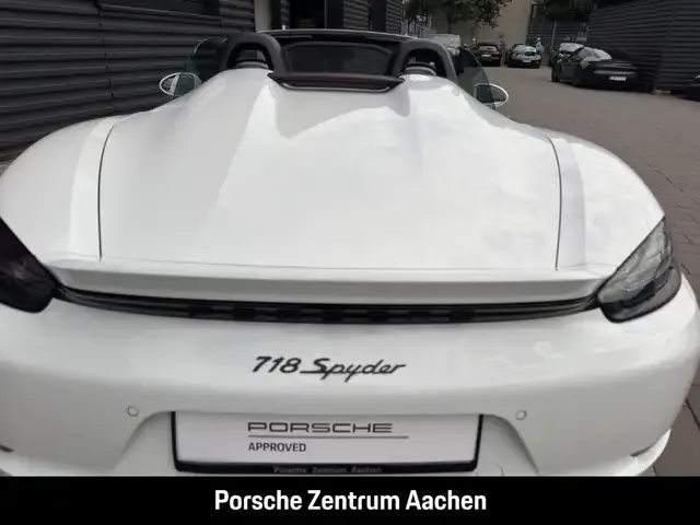 Porsche 718 Spyder
