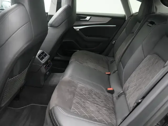 Audi S7