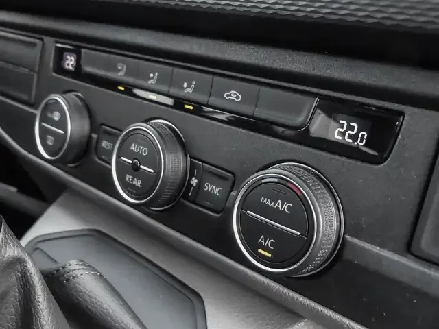 Volkswagen T6.1 Caravelle