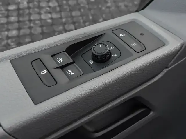 Volkswagen T6.1 Caravelle