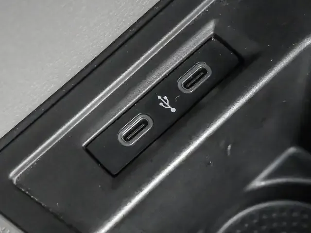 Volkswagen T6.1 Caravelle