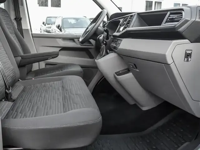 Volkswagen T6.1 Caravelle