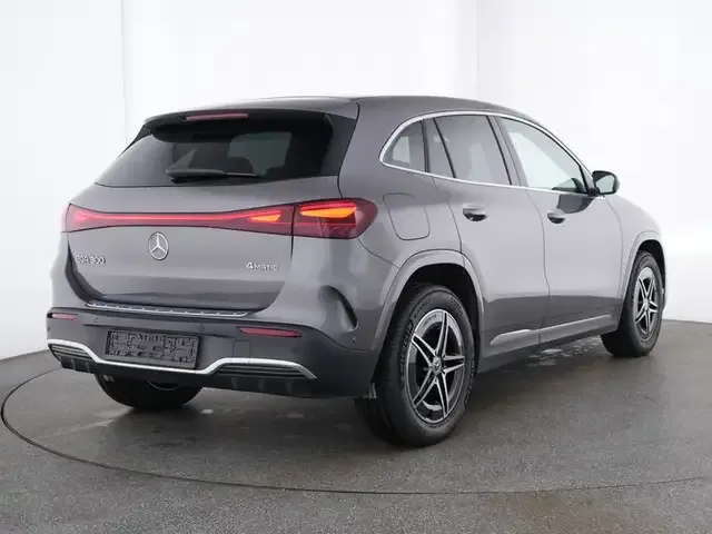 Mercedes-Benz EQA 300