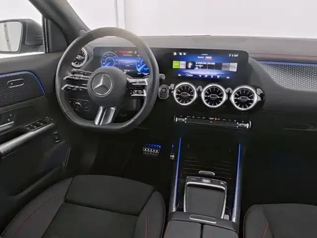 Mercedes-Benz EQA 300