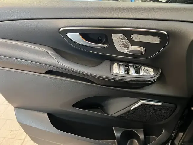 Mercedes-Benz V