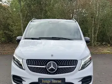 Mercedes-Benz V 220