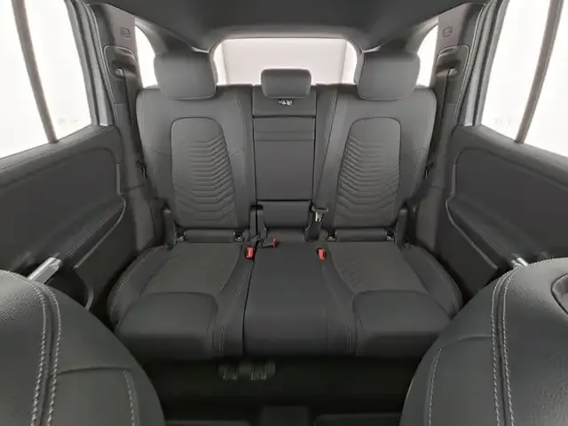 Mercedes-Benz EQB 300