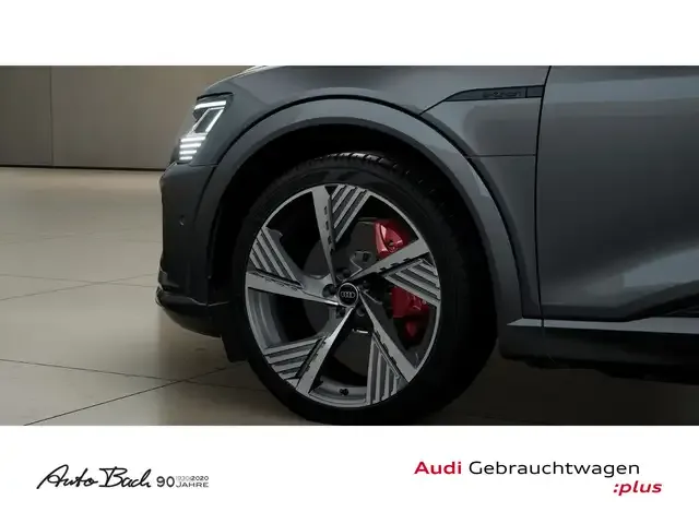 Audi Q8 e-tron