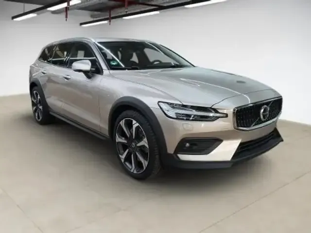 Volvo V60 Cross Country