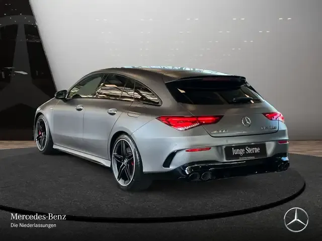 Mercedes-Benz CLA 45 AMG