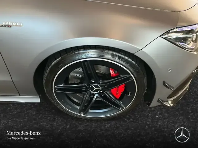 Mercedes-Benz CLA 45 AMG