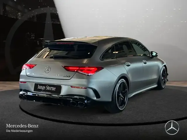 Mercedes-Benz CLA 45 AMG