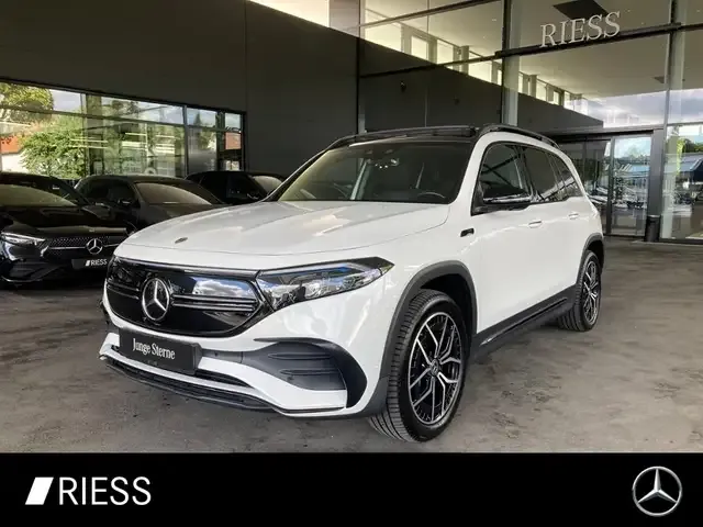 Mercedes-Benz EQB 300