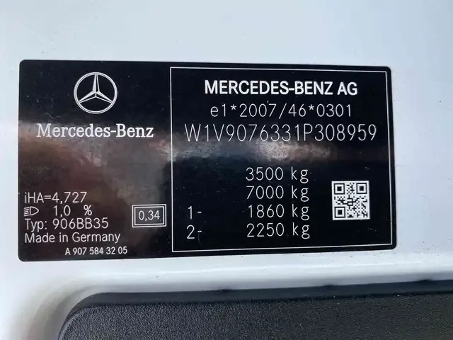 Mercedes-Benz Sprinter
