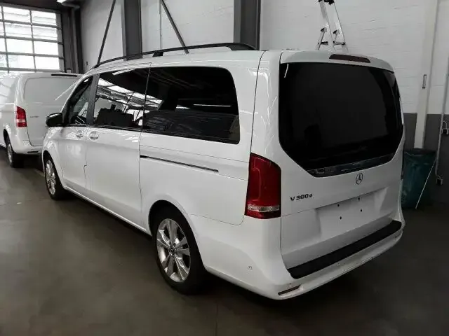 Mercedes-Benz V 300