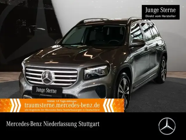 Mercedes-Benz GLB 220