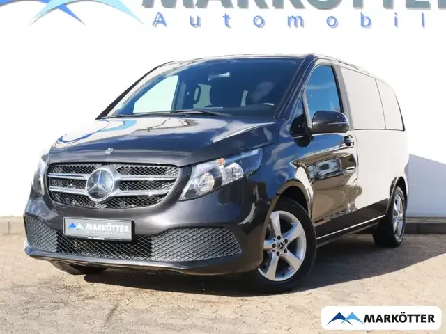 Mercedes-Benz V 220