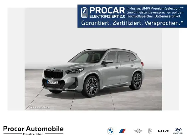 BMW iX1