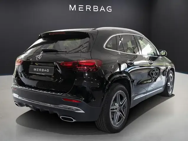 Mercedes-Benz GLA 180
